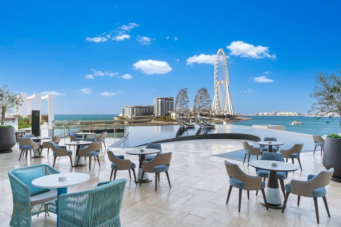 Jumeirah Gate Tower 1 - Stylish Apartment With Pool & City Views Dubai Exterior foto